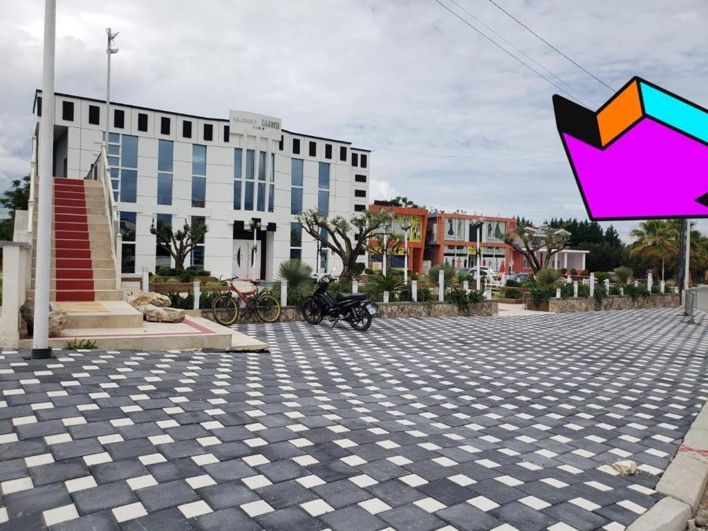 Esto'S Apartament Near Tirana Airport 1 - Self Checkin -Netflix - Free Parking Valjiosi エクステリア 写真